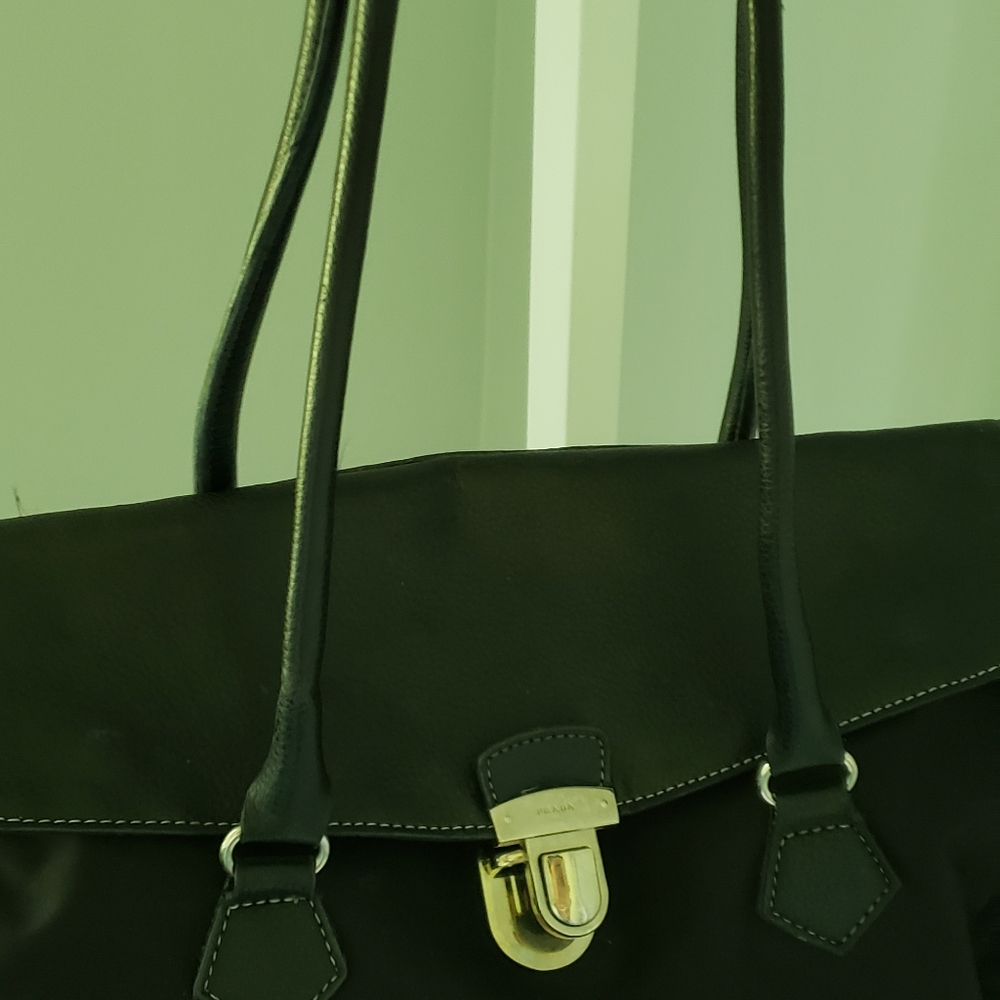 Prada handbag - Picture 7 of 10